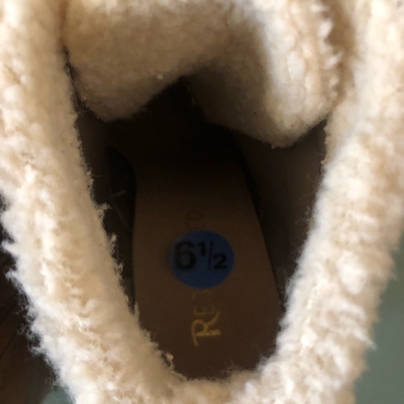 Sherpa lined brown heeled boots 6.5 - Picture 4 of 7